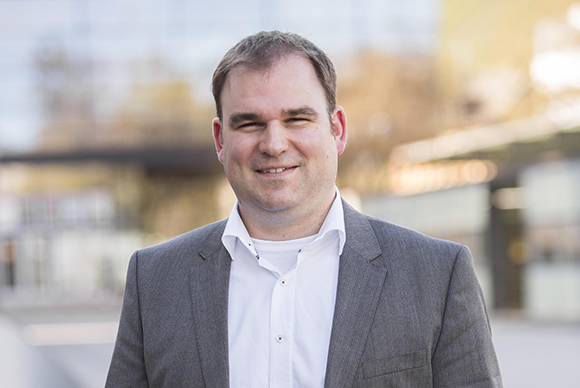 Manfred-Helber_Portrait-2